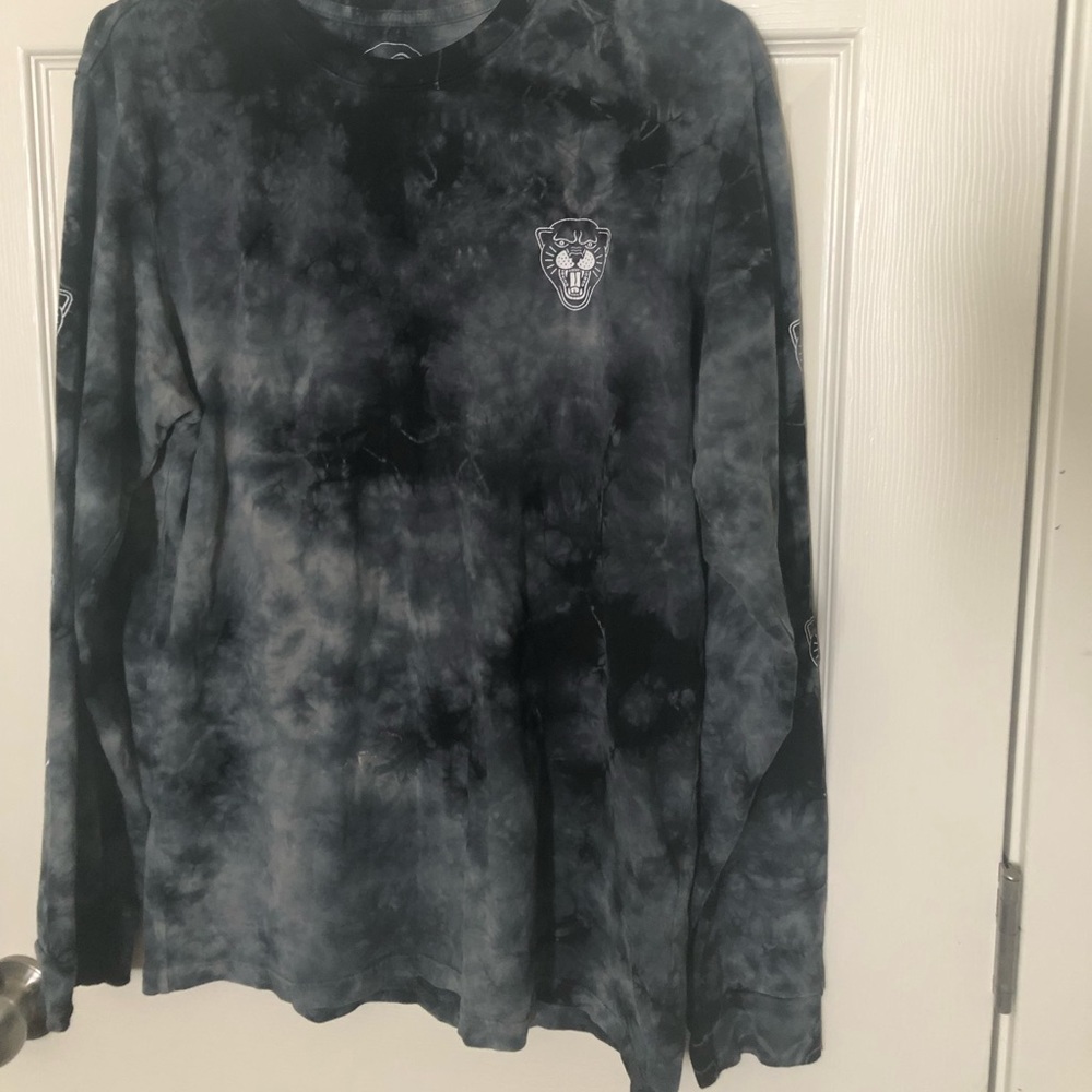 Lurking class long sleeve